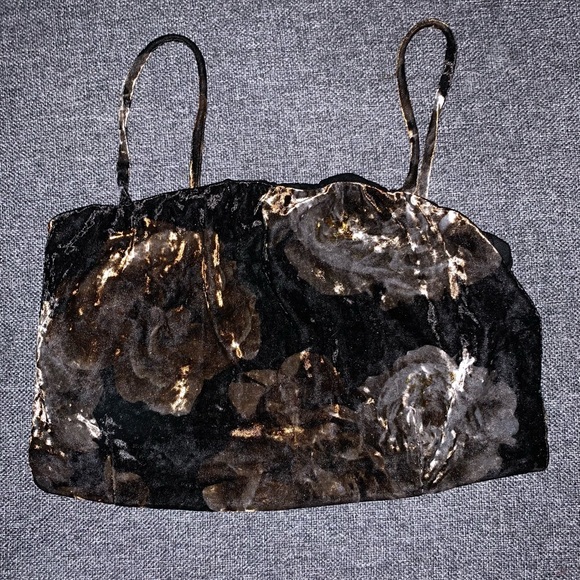 Set - Picture 2 of 3